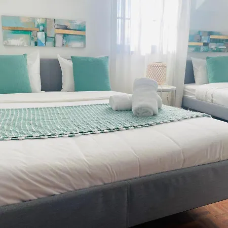 Besugo's House & Δωμάτια σε οικογενειακή κατοικία Ναζαρέ