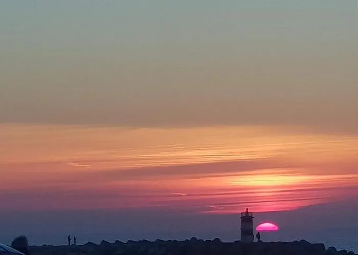 Besugo's House & Alloggio in famiglia Nazaré