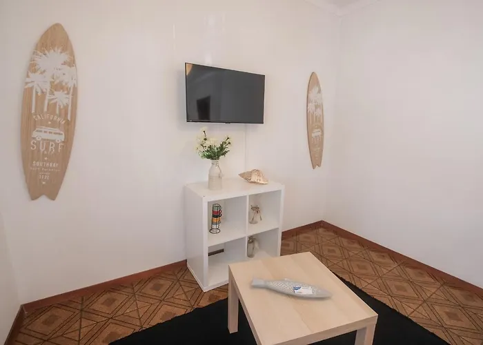 Besugo's House & Alloggio in famiglia Nazaré